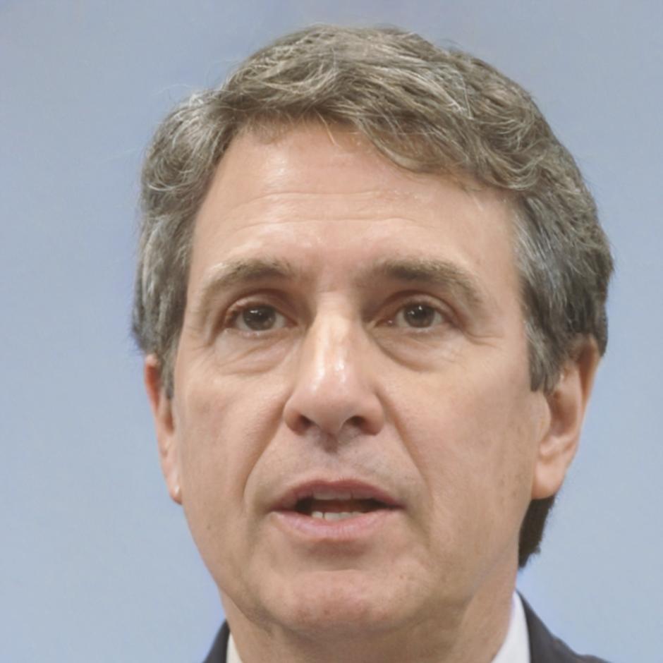 Instructor Iñaki Soler especializado en control de gastos diarios